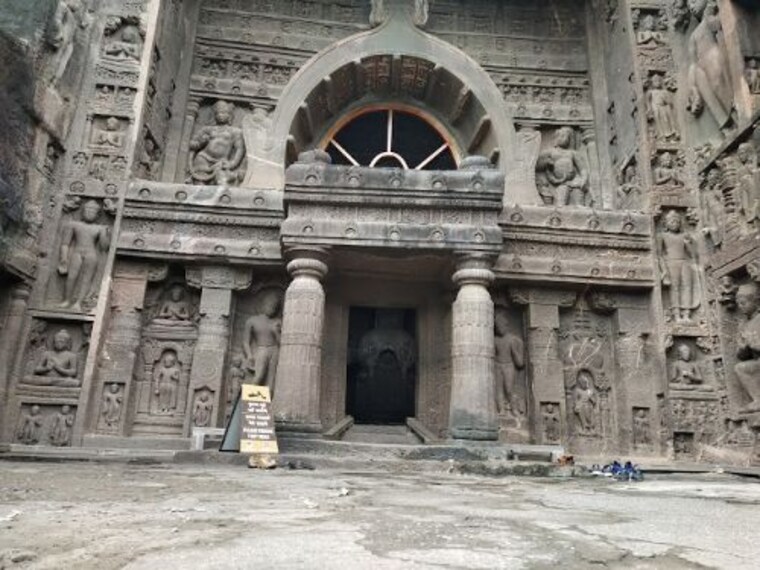 Ajanta caves-4